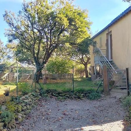 Gite A La Ferme Questembert Exterior foto