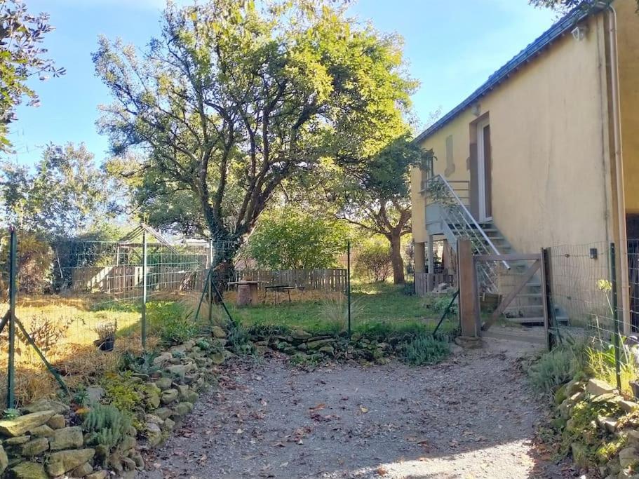 Gite A La Ferme Questembert Exterior foto